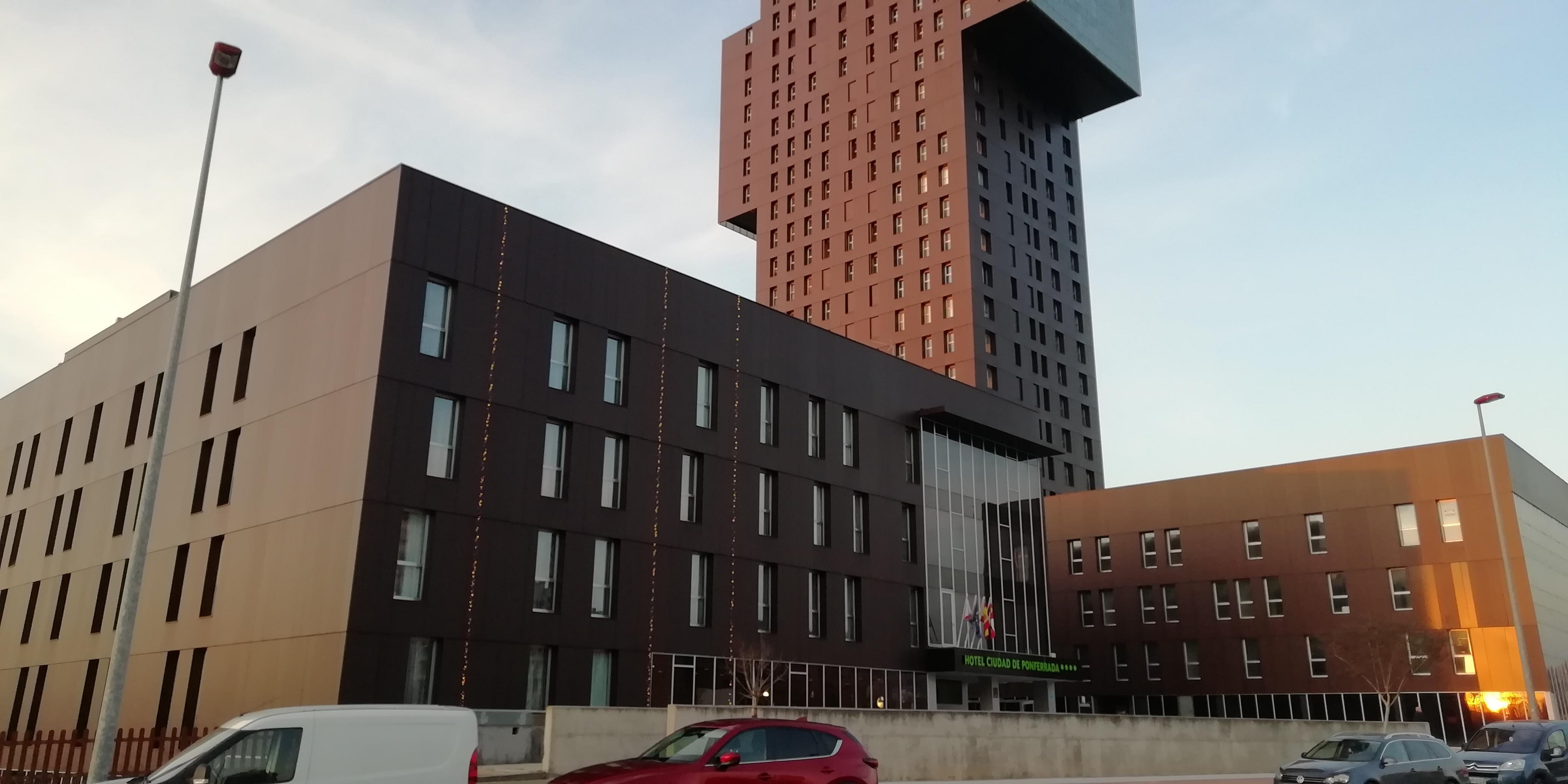 Hotel Ciudad De Ponferrada, Ascend Hotel Collection Exterior foto